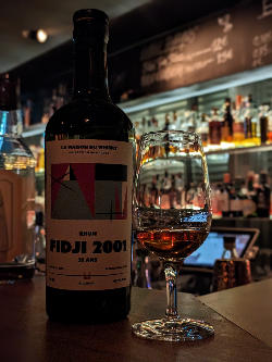 Photo of the rum Rhum Fidji Flag Series (Collection Antipodes) taken from user crazyforgoodbooze