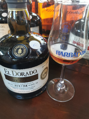 Photo of the rum El Dorado The Last Casks (Gold) taken from user Gregor 