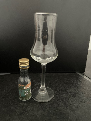Photo of the rum Papa Rouyo Cuvé Nr. 12 taken from user Fabrice Rouanet