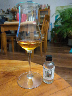 Photo of the rum Guatemala taken from user crazyforgoodbooze