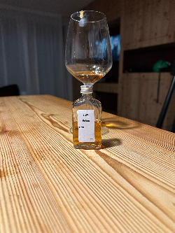 Photo of the rum RUM taken from user Johannes