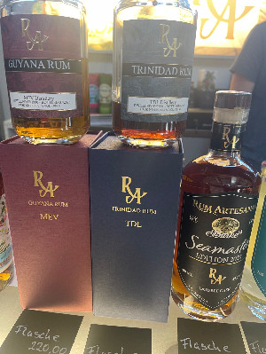 Photo of the rum Rum Artesanal Trinidad Rum taken from user Thunderbird