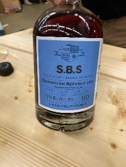 Photo of the rum S.B.S Dominican Republic 2012 taken from user TheRhumhoe