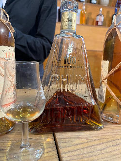 Photo of the rum Grande Cuvée du Siècle Carafe Pyramide (100 Years) taken from user Ayc