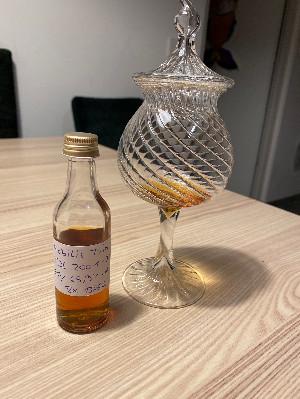 Photo of the rum No. 27 taken from user Galli33