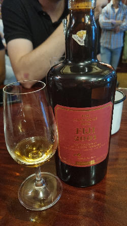 Photo of the rum Fiji taken from user Martin Švojgr