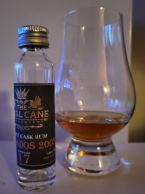 Photo of the rum The Royal Cane Cask Company Single Cask Rum taken from user zabo