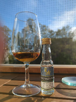 Photo of the rum Rum Artesanal Grenada Rum GMWE taken from user crazyforgoodbooze