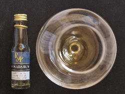 Photo of the rum Rum Artesanal Grenada Rum GMWE taken from user RumTaTa