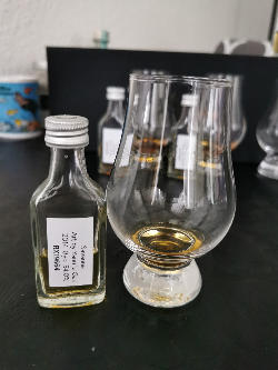 Photo of the rum  taken from user Kevin Sorensen 🇩🇰