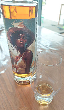Photo of the rum  taken from user Kevin Dsr