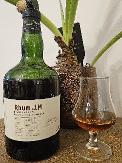 Photo of the rum Single Barrel Selection Exclusive Collection New Vibrations (LMDW) taken from user Fabulon 