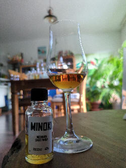 Photo of the rum Minoki Mizunara Japanese Rum taken from user crazyforgoodbooze