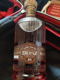 Photo of the rum XO Cuvée Volutes taken from user Cachac 23