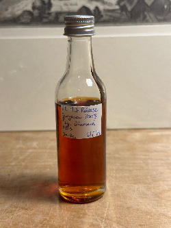Photo of the rum Guyana Rum (1st Release) MDS taken from user Johannes