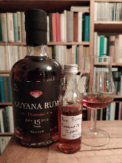 Photo of the rum Guyana Rum (1st Release) MDS taken from user Gunnar Böhme "Bauerngaumen" 🤓