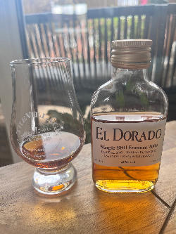 Photo of the rum El Dorado Single Still Enmore taken from user Serge