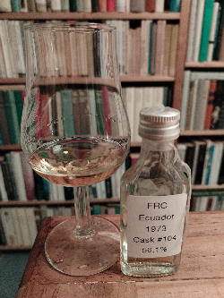 Photo of the rum FRC Ecuador (Kirsch Whisky) taken from user Gunnar Böhme "Bauerngaumen" 🤓