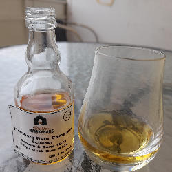 Photo of the rum FRC Ecuador (Kirsch Whisky) taken from user Timo Groeger