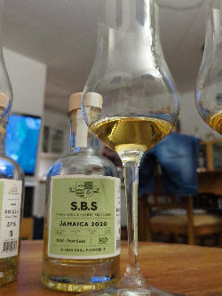 Photo of the rum S.B.S DOK - Oloroso Cask DOK taken from user crazyforgoodbooze