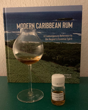 Photo of the rum Rare Cask Series HLCF taken from user mto75
