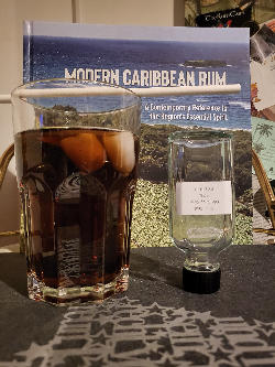Photo of the rum Old Navy Rum (Edition 2022) taken from user zabo