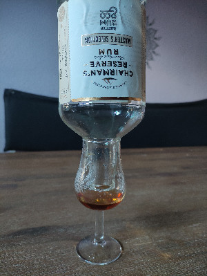 Photo of the rum Chairman‘s Reserve Master‘s Selection (6. Rum & Co) taken from user Jonas