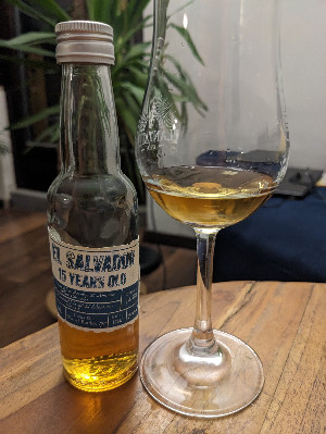 Photo of the rum Bellamy‘s Reserve El Salvador 15 years old Cihuatán Cask Finish taken from user crazyforgoodbooze