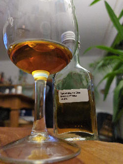 Photo of the rum Takamaka Le Clos Series #2 (Ex Pineau New Vibrations) taken from user crazyforgoodbooze