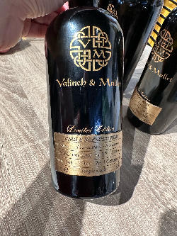 Photo of the rum  taken from user Alex1981