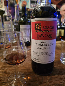 Photo of the rum  taken from user Schnubbii