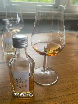 Photo of the rum L’Absolu taken from user HenryL