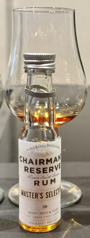 Photo of the rum Chairman‘s Reserve Master's Selection (Berry Bros & Rudd) taken from user Jakob