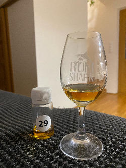 Photo of the rum Chamarel 2013 taken from user martin slezák