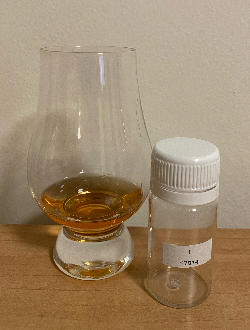 Photo of the rum Réunion Rum (Bottled for Kirsch) taken from user Michal S