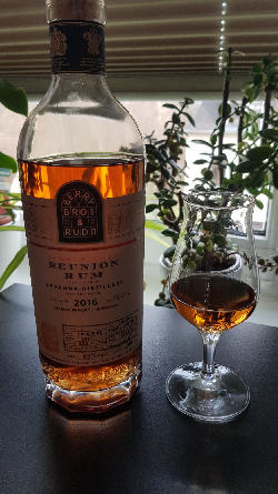 Photo of the rum Réunion Rum (Bottled for Kirsch) taken from user Werni