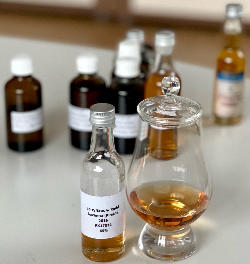 Photo of the rum Réunion Rum (Bottled for Kirsch) taken from user Thunderbird