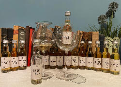 Photo of the rum Wagemut Fasssprache: Carpathian Oak Rum N. 05 taken from user Frank