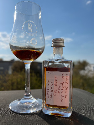 Photo of the rum Les Éphémères - N°6 taken from user Andi