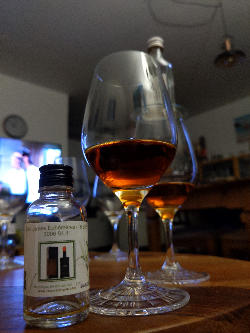 Photo of the rum Les Éphémères - N°6 taken from user crazyforgoodbooze