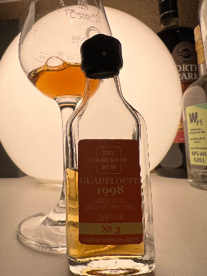 Photo of the rum Guadeloupe No. 3 taken from user Andi