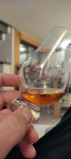 Photo of the rum  taken from user Gregor