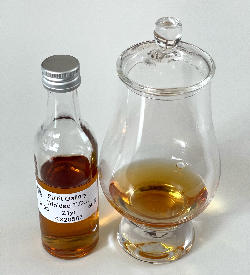 Photo of the rum  taken from user Thunderbird