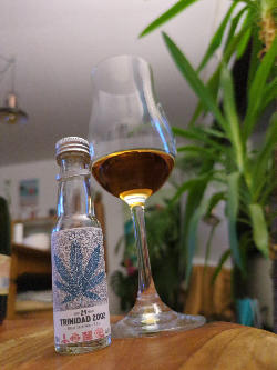 Photo of the rum Flensburg Rum Company Trinidad taken from user crazyforgoodbooze