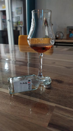 Photo of the rum Bottled for Caksus (Bird by Noir) taken from user Rodolphe