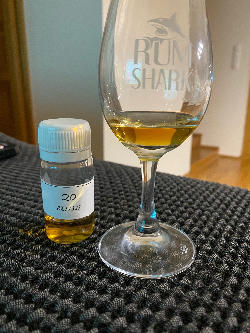 Photo of the rum Vieux Sajous (LMDW) taken from user martin slezák