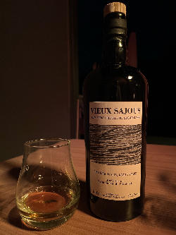 Photo of the rum Vieux Sajous (LMDW) taken from user AlexM