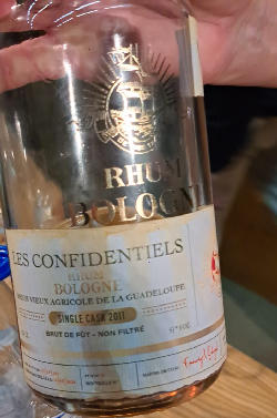 Photo of the rum Les Confidentiels taken from user cigares 