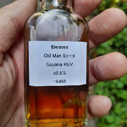 Photo of the rum Flensburg Rum Company Guyana REV taken from user Timo Groeger