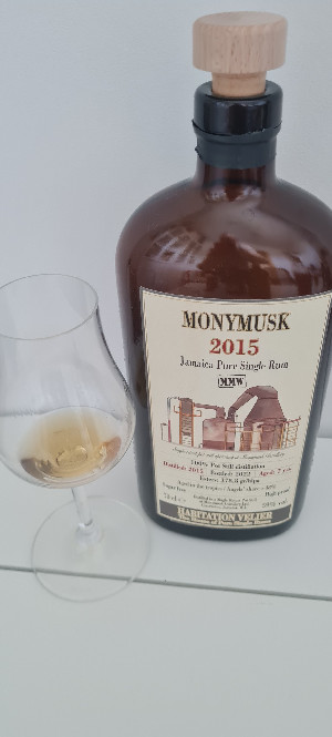 Photo of the rum Monymusk Jamaica Single Rum MMW taken from user Alex Kunath